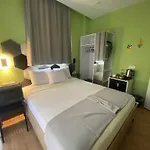 Old Town Dervish Daddy Hotel