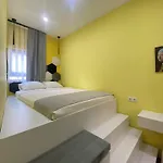 Old Town Dervish Daddy Hotel *